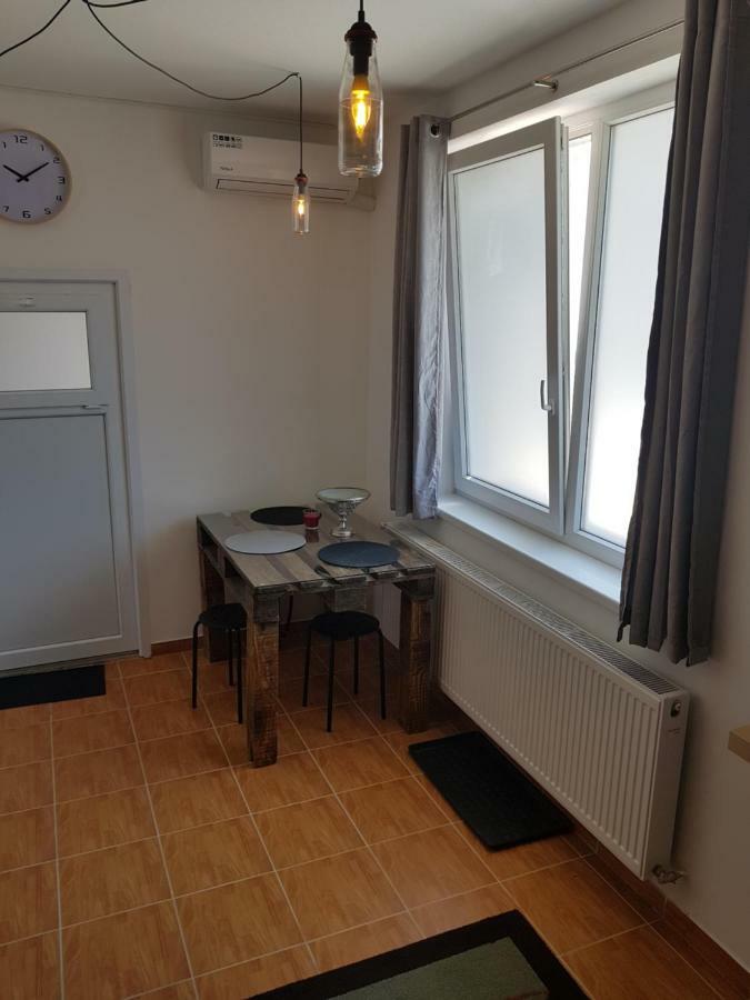 Apartman Lena Loft - Best Value, Best Choice! Осиек Екстериор снимка