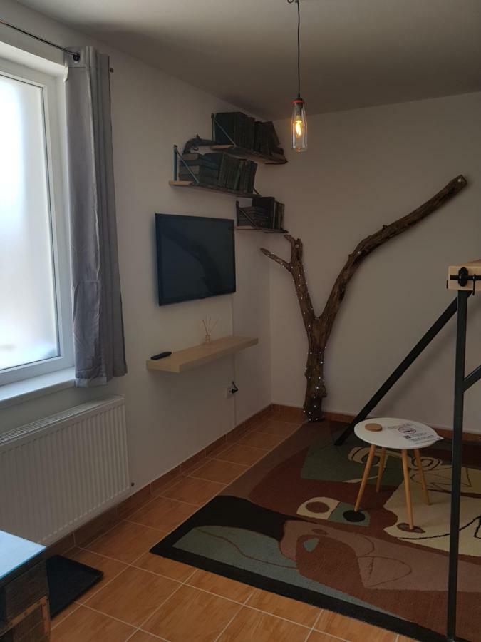 Apartman Lena Loft - Best Value, Best Choice! Осиек Екстериор снимка