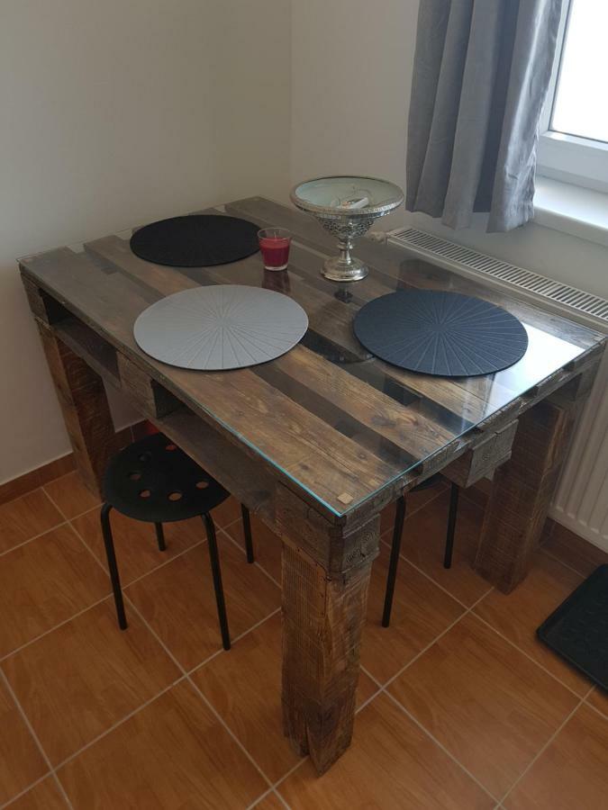 Apartman Lena Loft - Best Value, Best Choice! Осиек Екстериор снимка