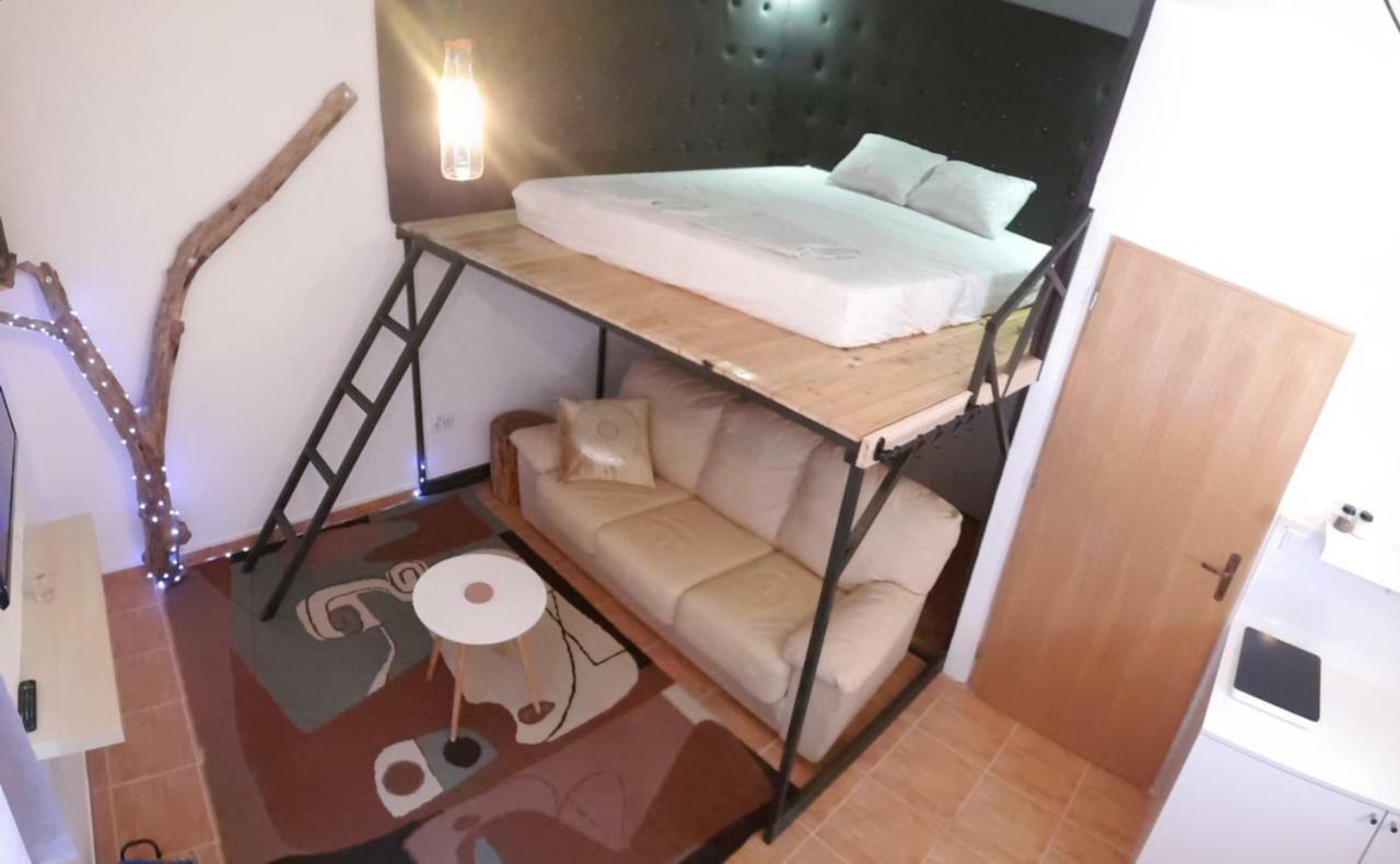 Apartman Lena Loft - Best Value, Best Choice! Осиек Екстериор снимка